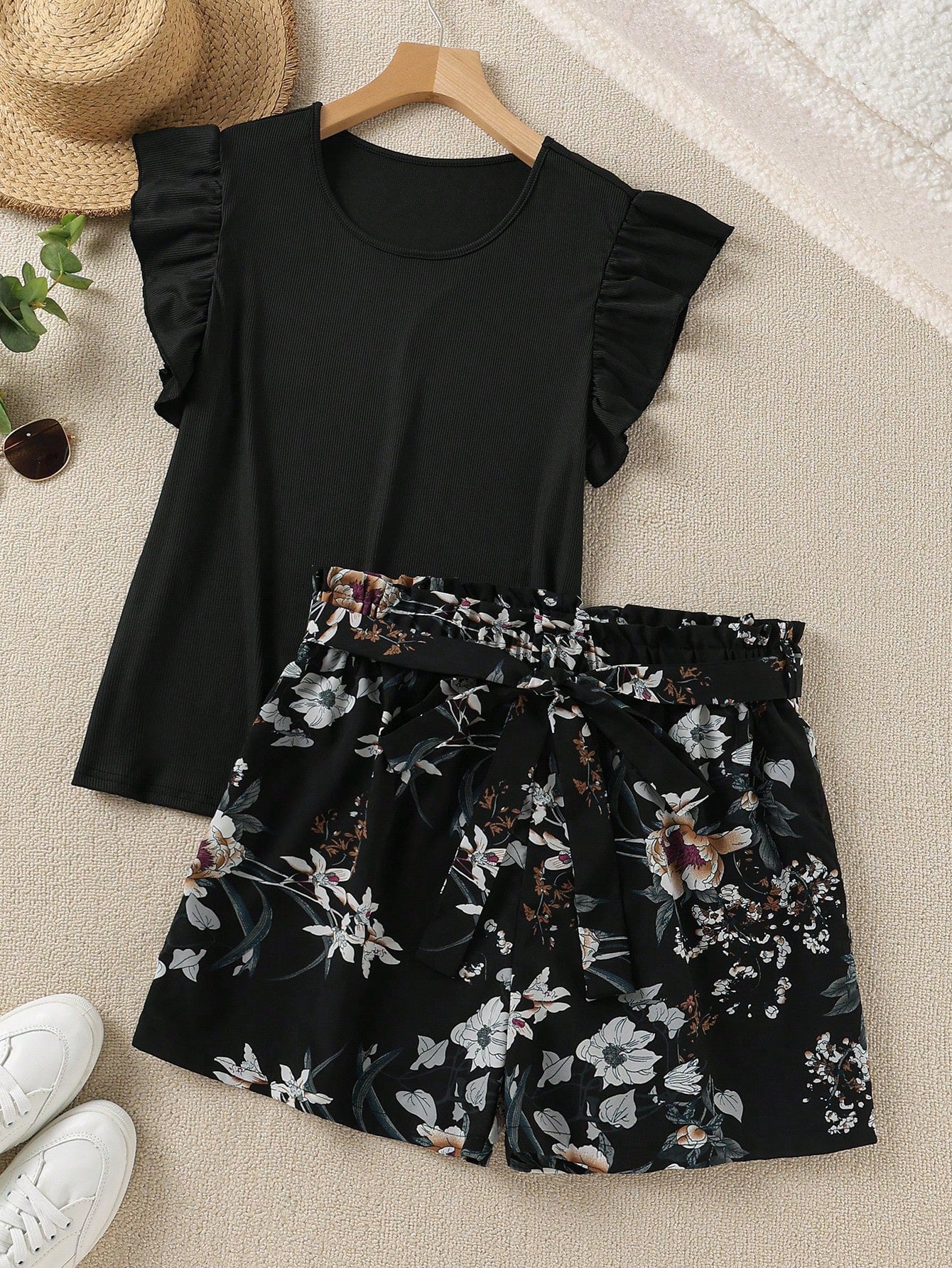 5526 / 6210 Ruffle Trim Tee & Leopard Print Paperbag Waist Belted Shorts