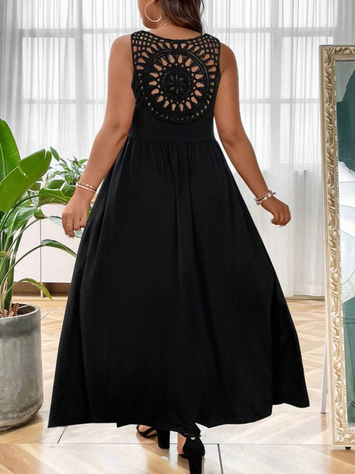 Hollow Out Back Dress