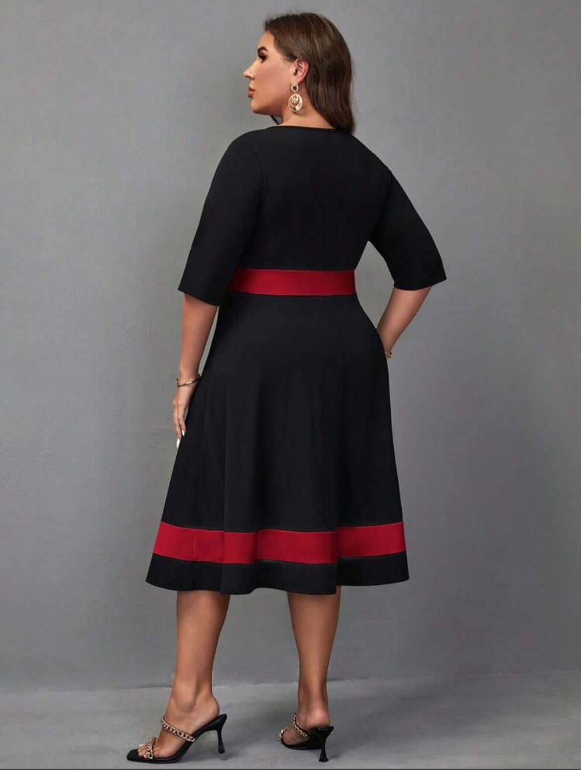 #4646 Contrast Panel Notched Neckline Dress