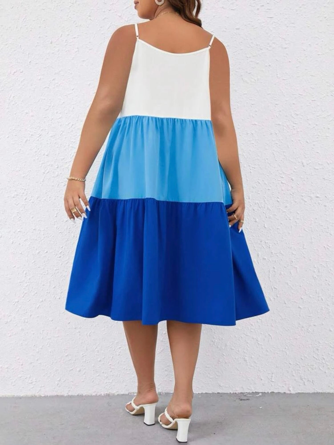 Colorblock Contrast Guipure Lace Cold Shoulder Ruffle Hem Dress