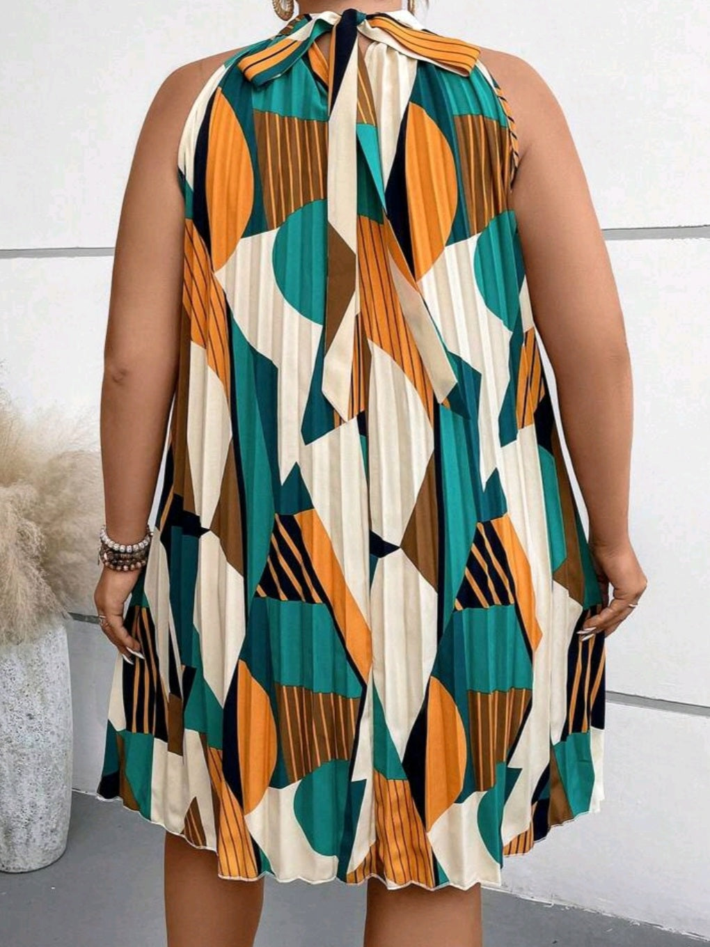 Halter Neck Pleated Detail Dress