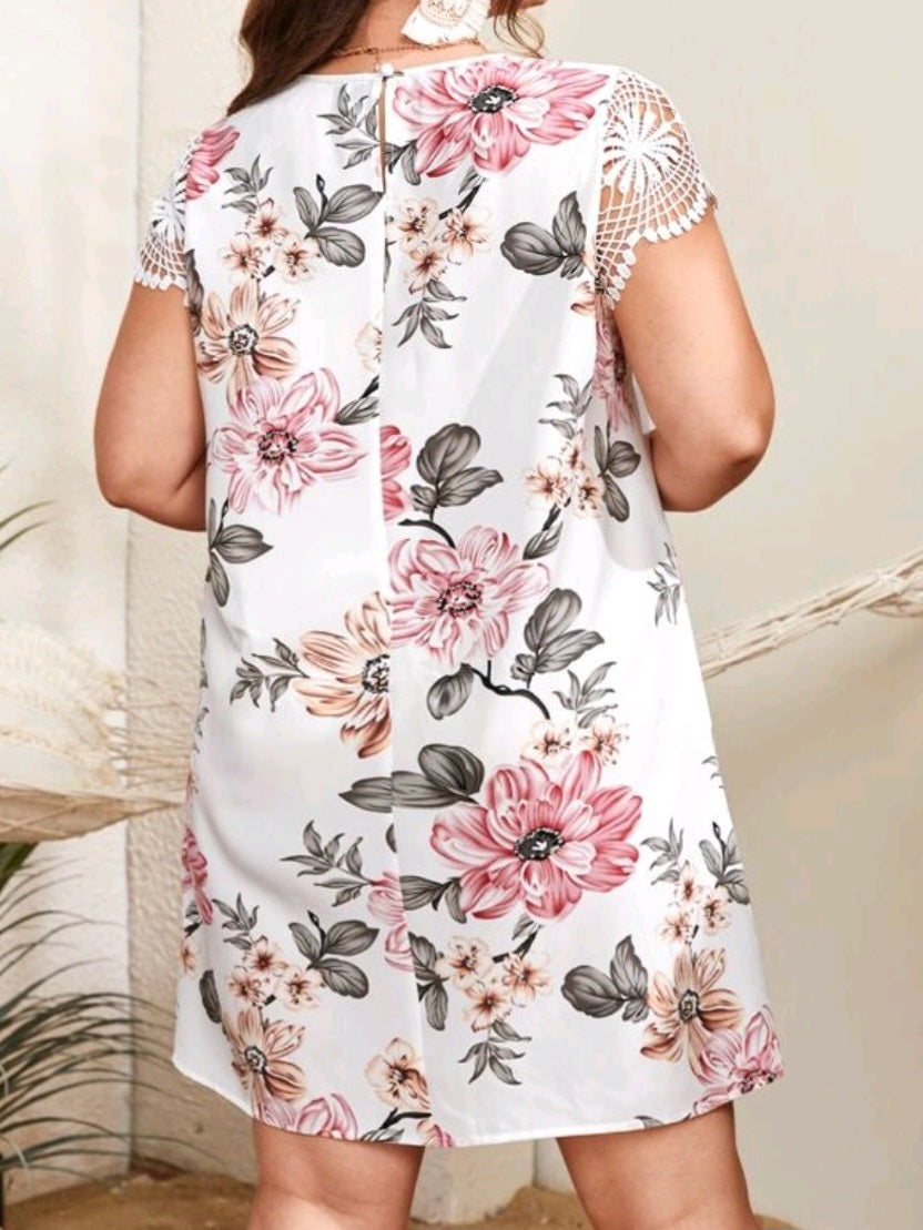 #4223 Floral Print Contrast Guipure Lace Keyhole Neck Tunic Dress