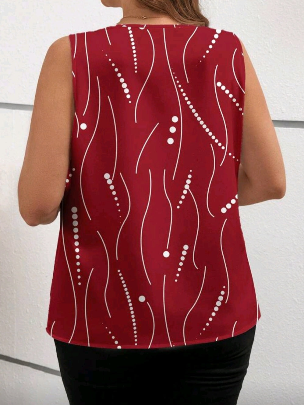 #8611 Pattern V-Neck Shirt