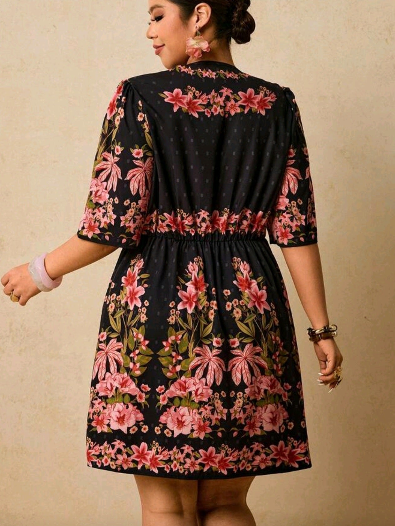9260 / 7321 V-Neck Short Sleeve Waist Cinched Dress
