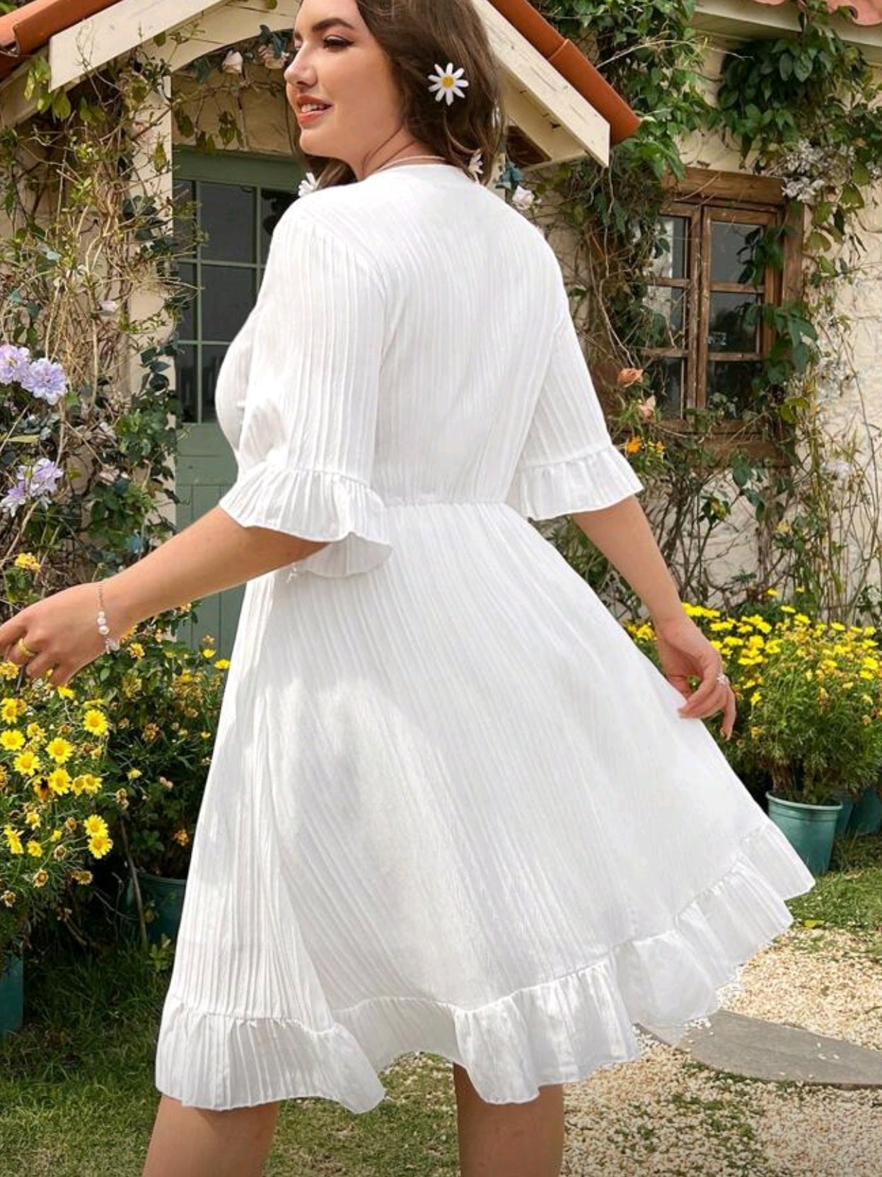 1974 Lace Splicing V-Neck Dress With Ruffle Hem