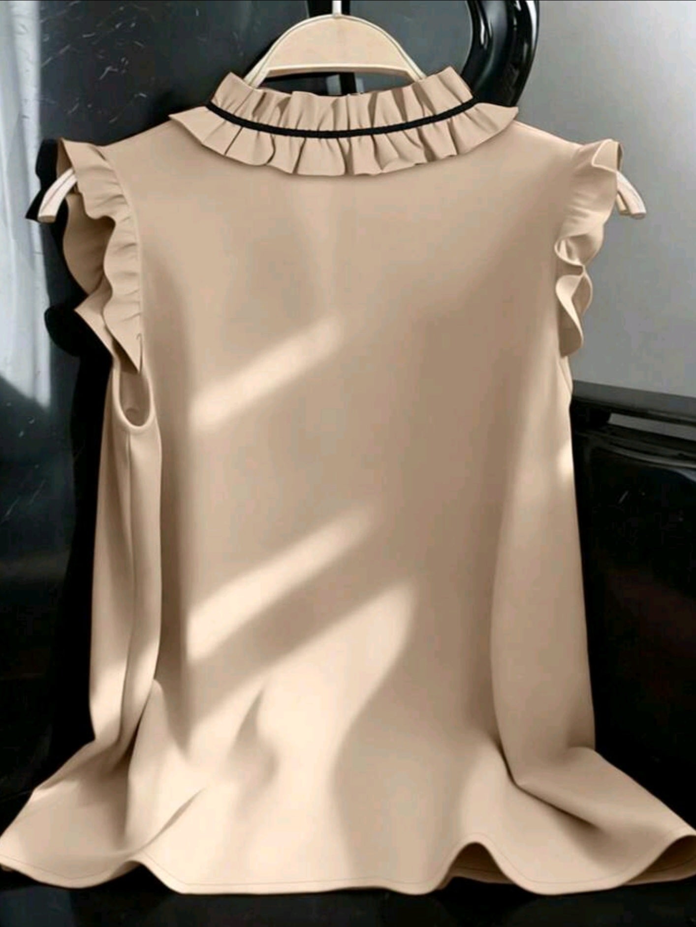 9191 Elegant Blouse