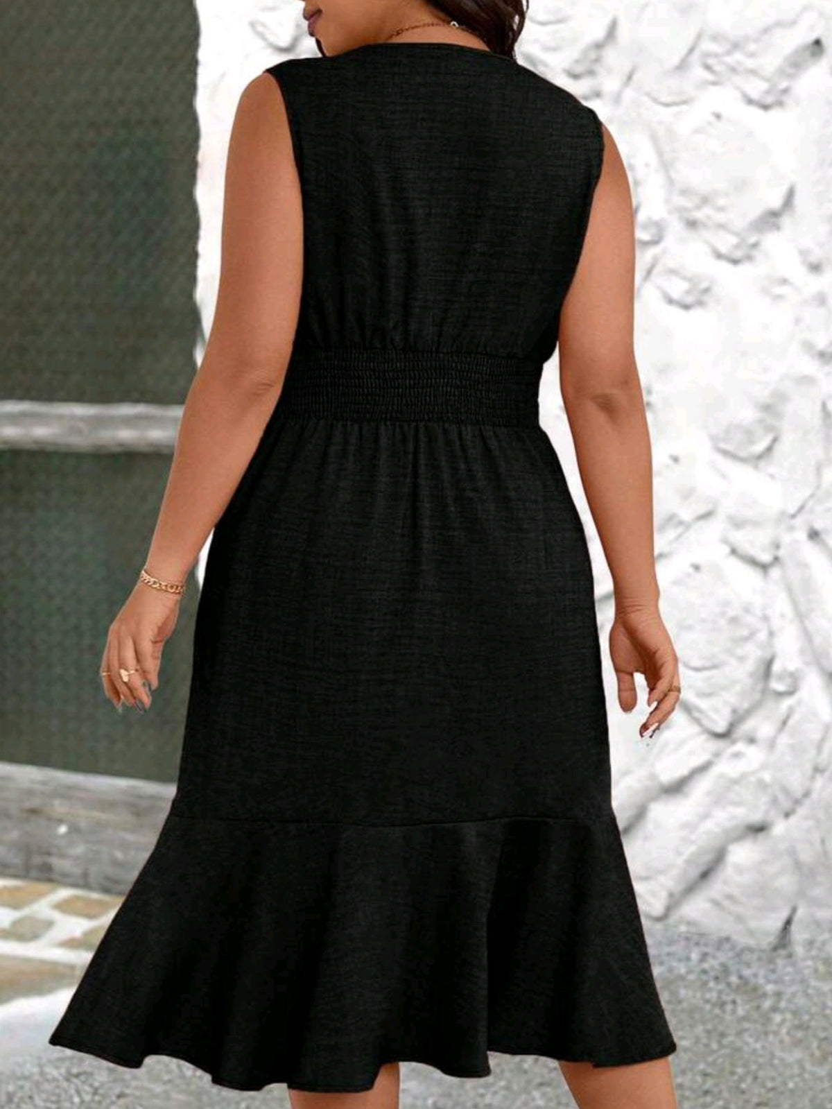 1836 Overlap V-Neck Mermaid Hem Dress