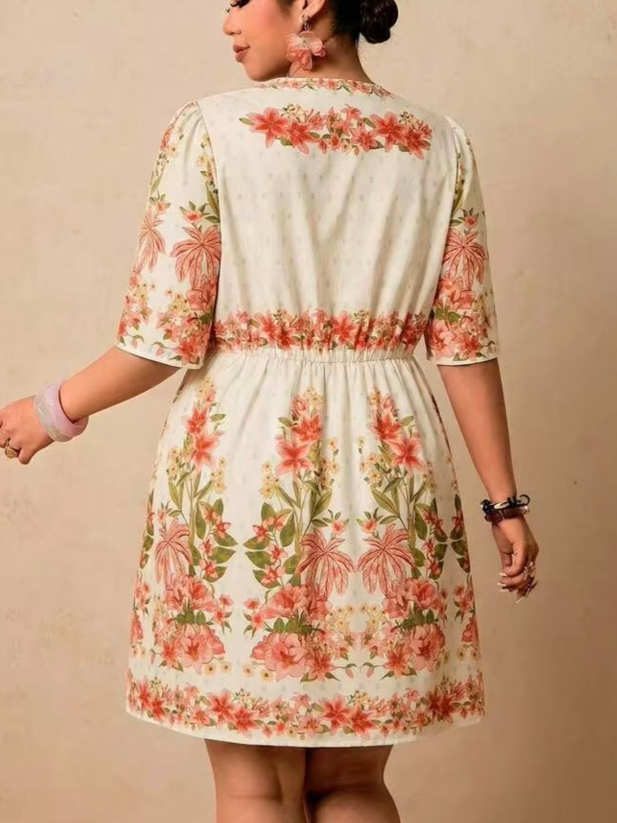 1788 V-Neck Short Sleeve Waist Cinched Dress