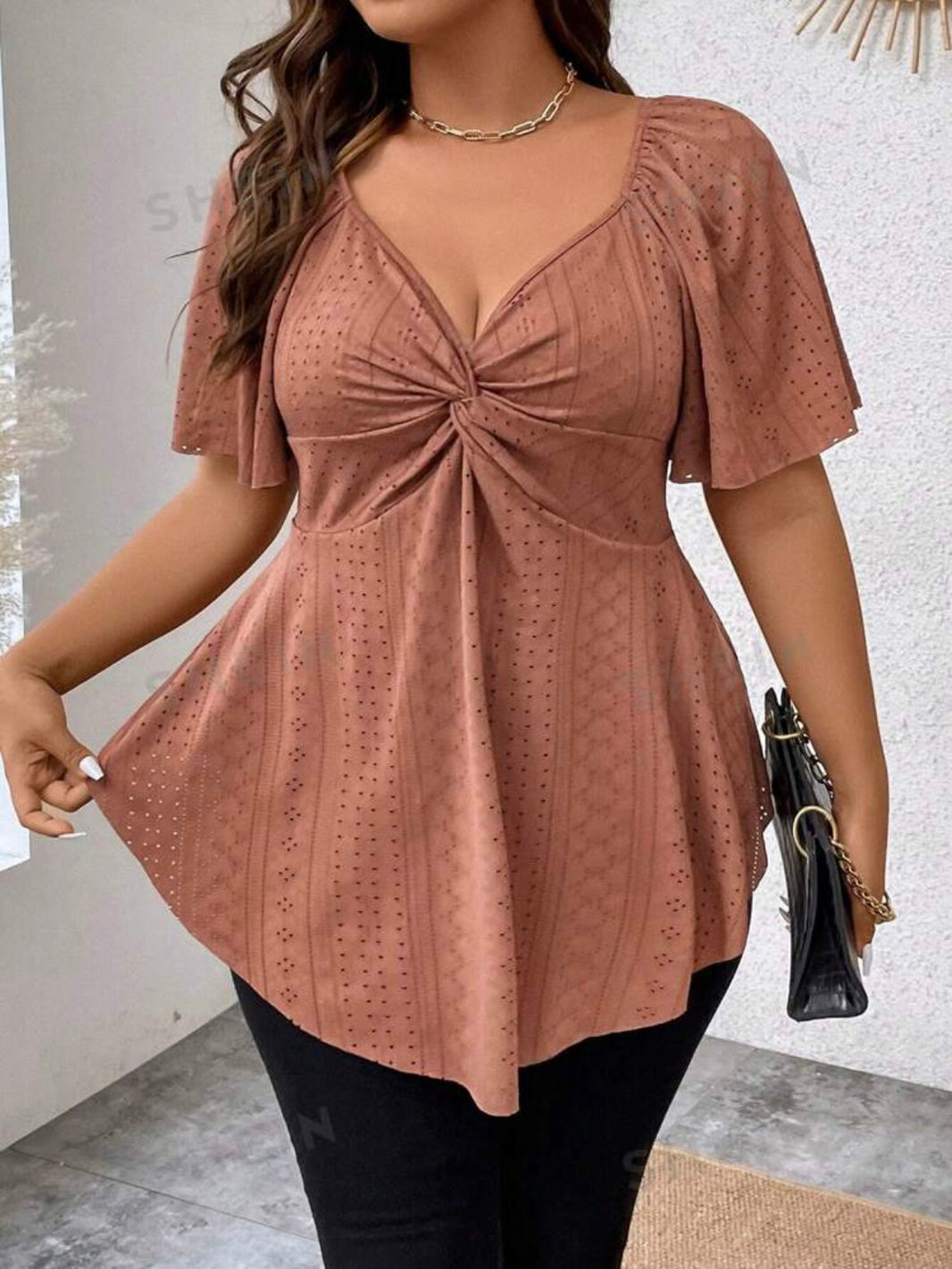 Curvy LoLo Top main image 1