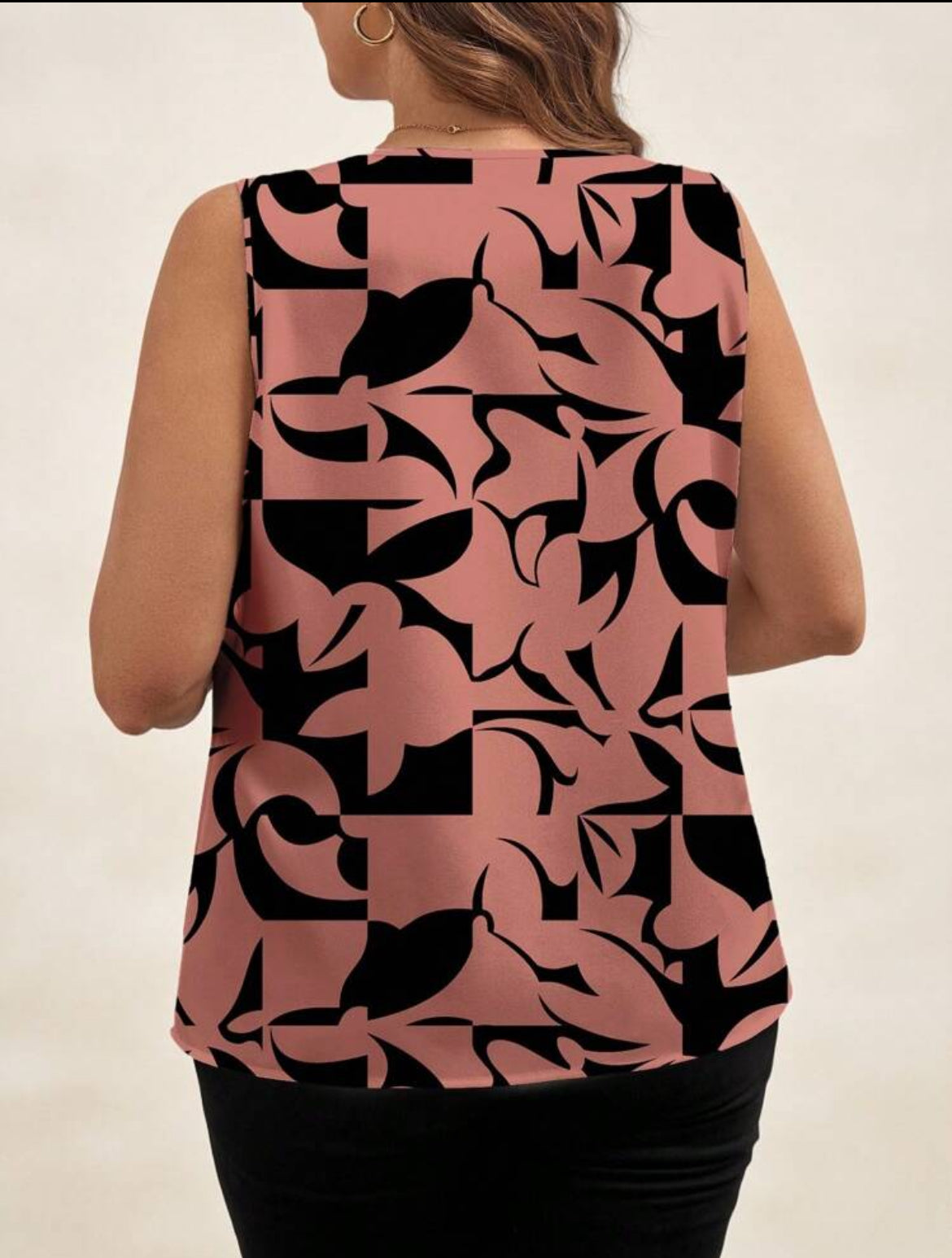 #8859 Geometric Patchwork Pattern V-Neck Sleeveless Shirt