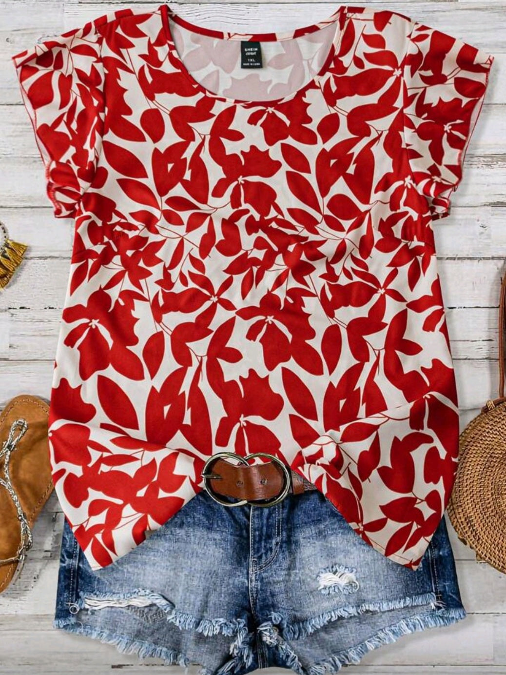 #6447 (1772) Leaf Print Round Neck Top