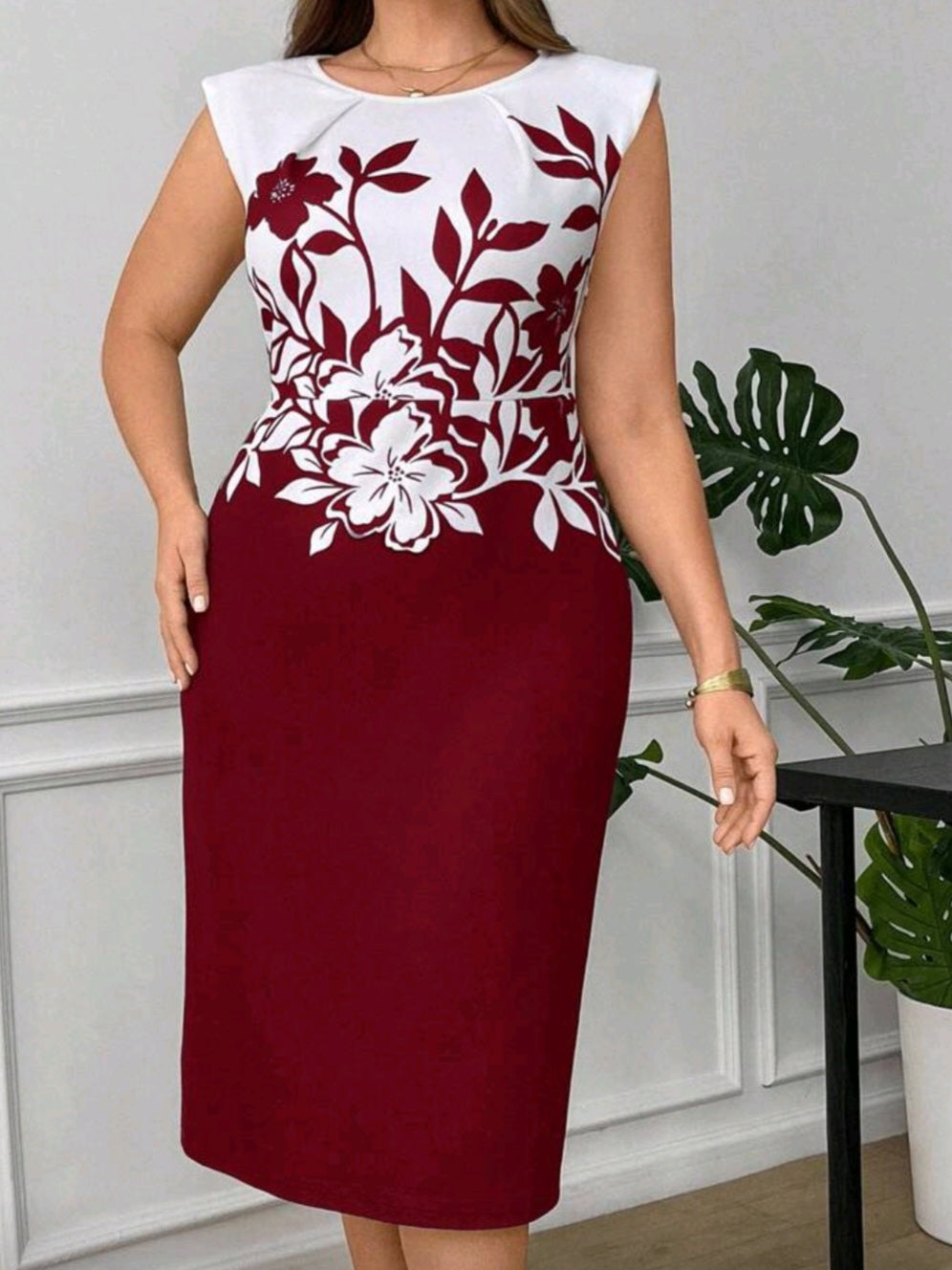 #0875 Elegant Patterned Bodycon Dress