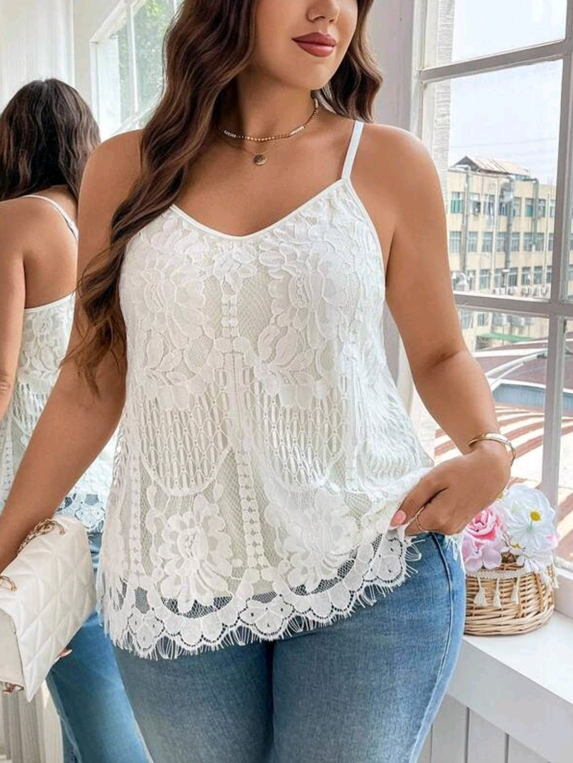 4711 Floral Lace Loose Camisole