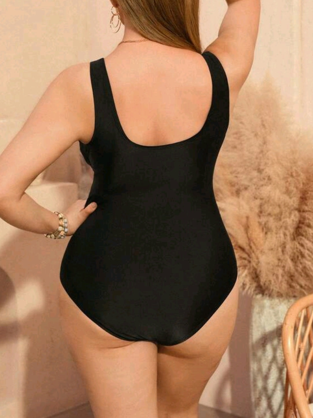 8319 One-Piece Swimsuit