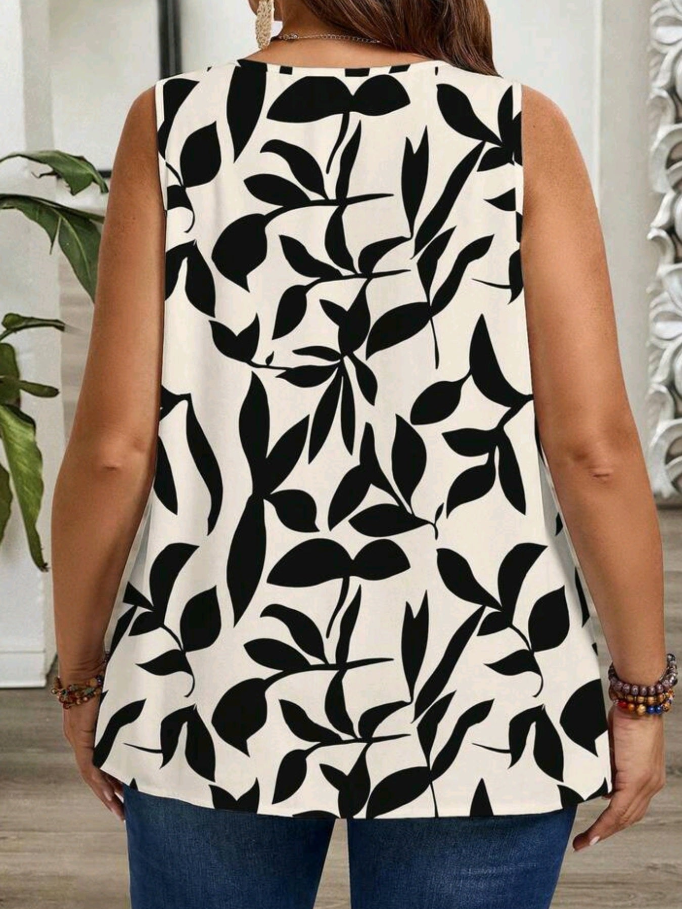 6912  Loose Fit Ruched Wide Strap Tank Top