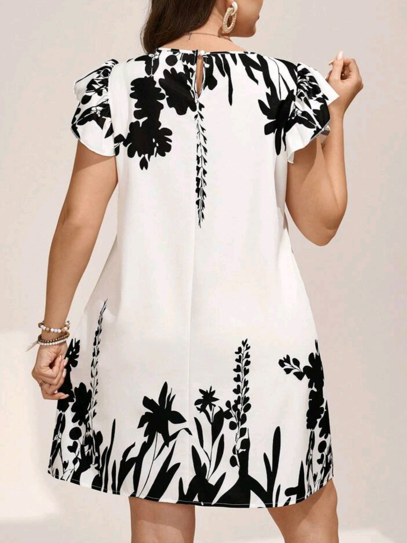 4004 Ruffle Sleeve Dress