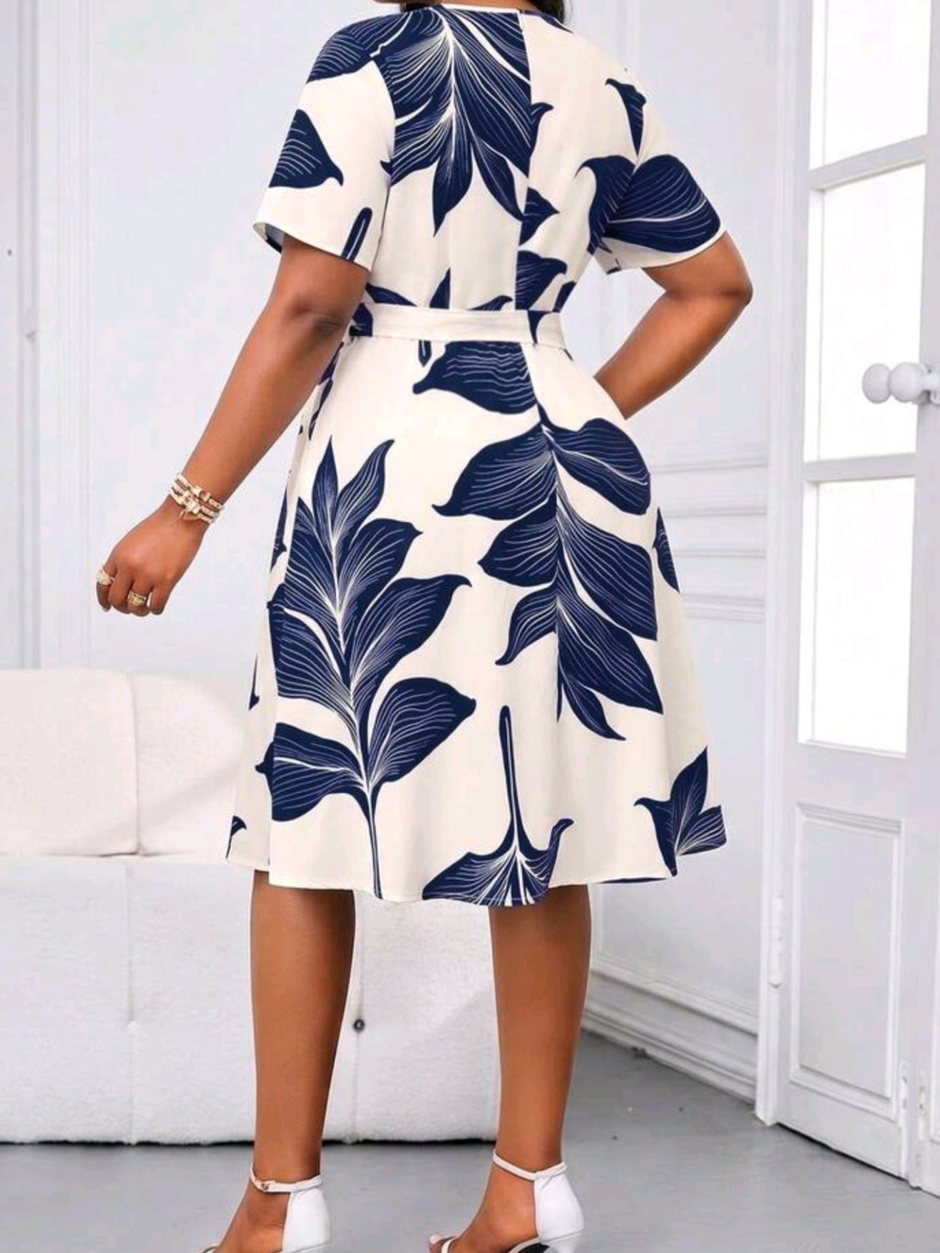1811 Leaf Print Twist Waist Dress
