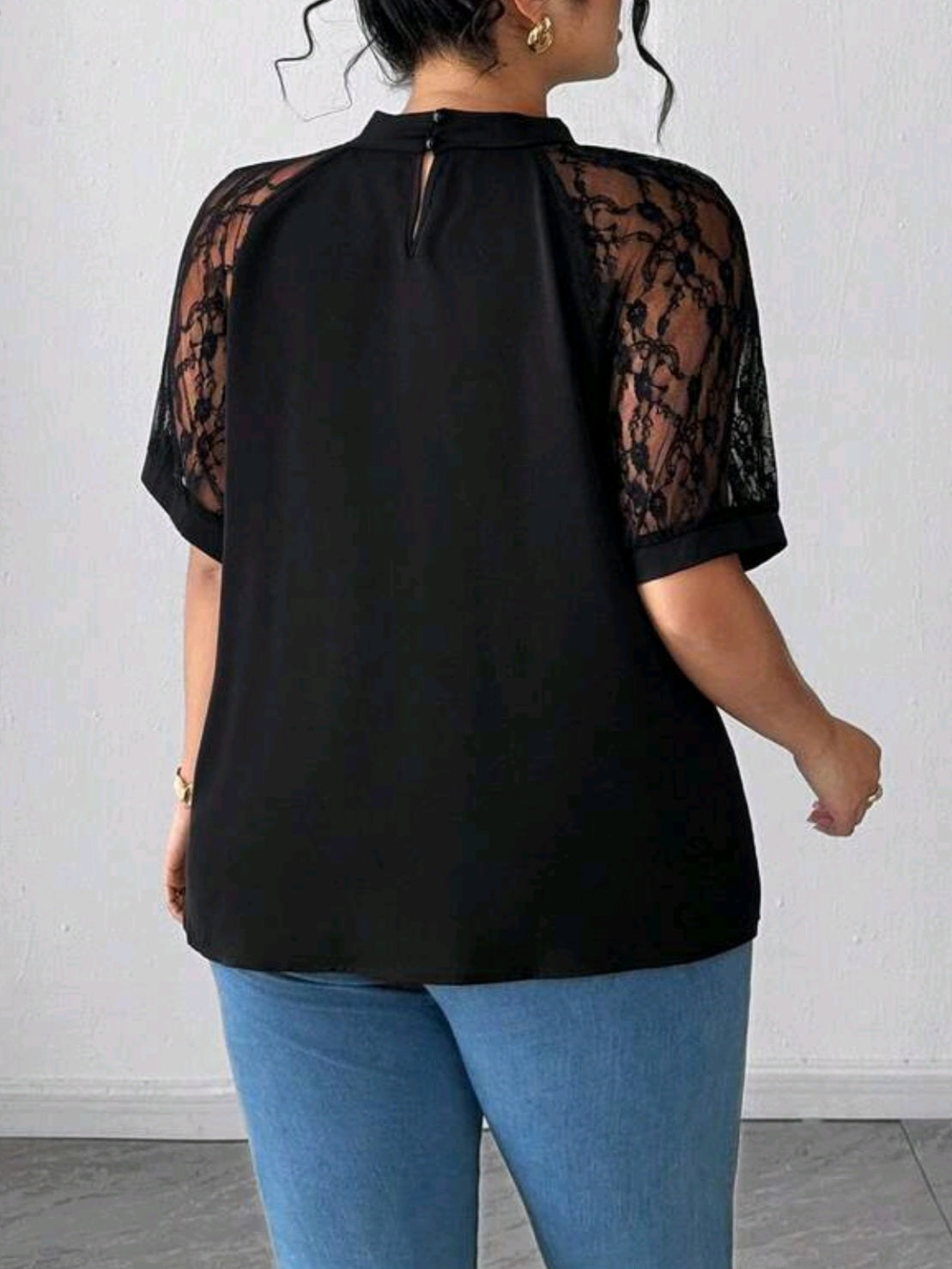 7462 Twist Crinkle Patchwork Ruffle Trim Top