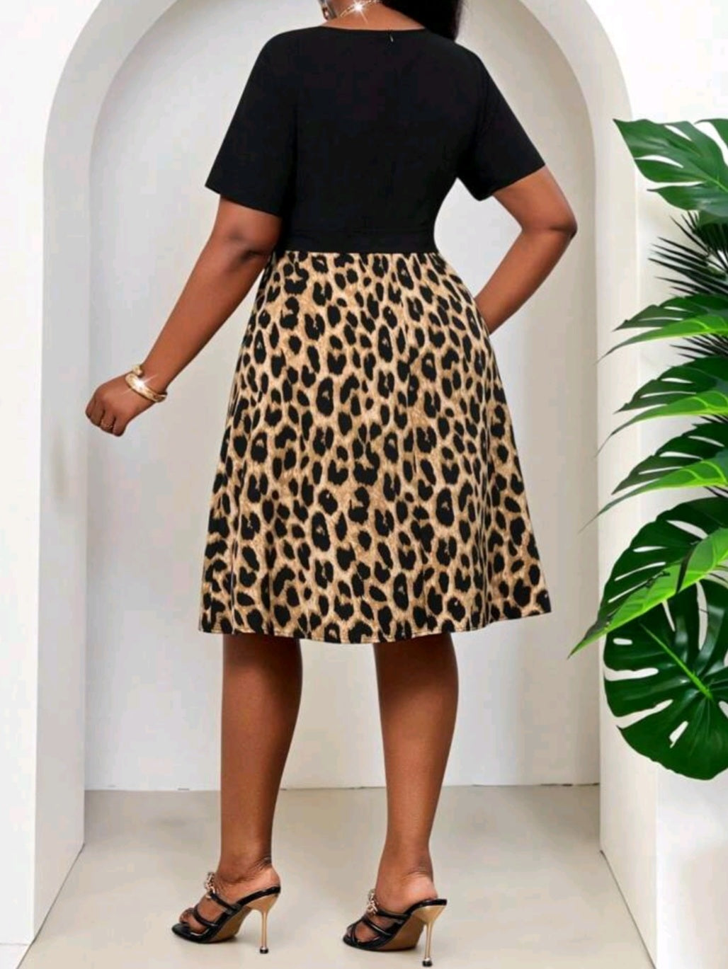 S #0464 Leopard Print Knitted Round Neck Flared Belted Dress