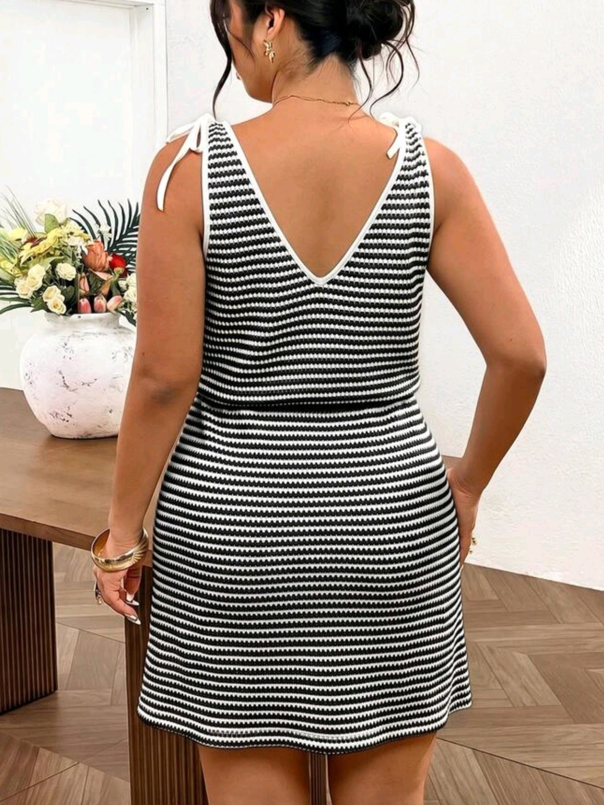 6662 V Neck Striped Dress