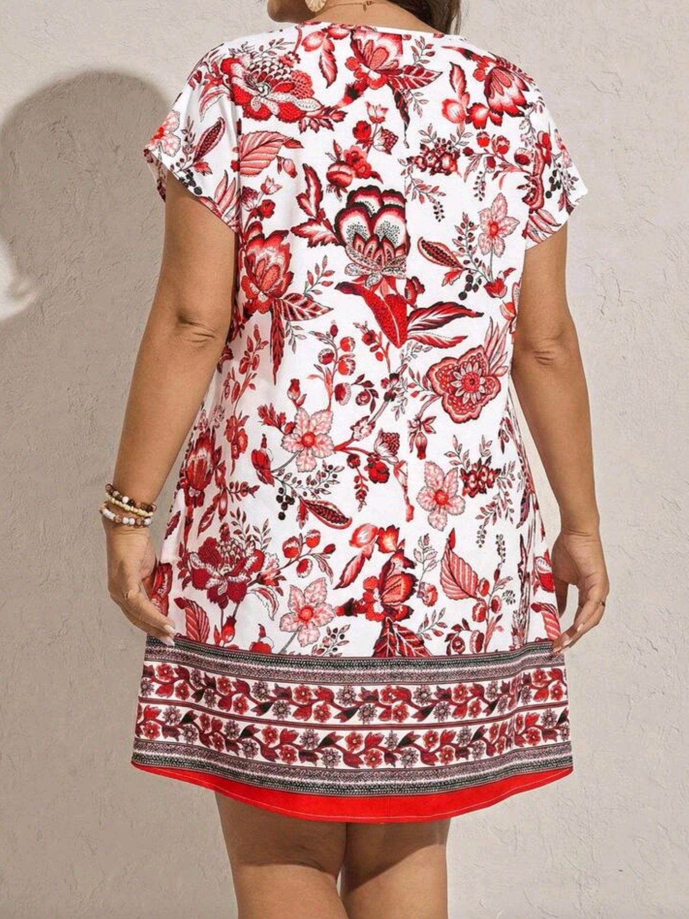 3777 V Neck Floral Dress